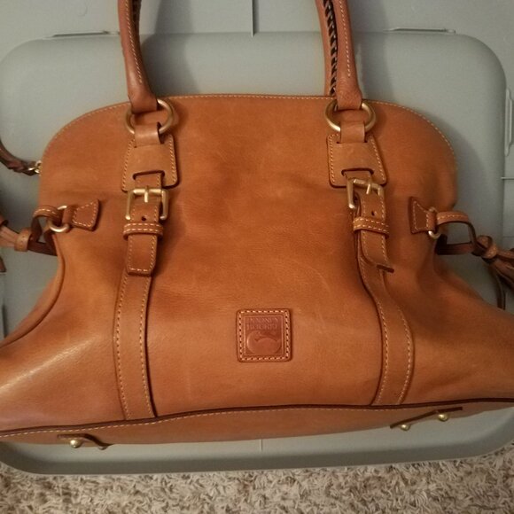 Dooney & Bourke Handbags - Dooney & Bourke domed buckle satchel